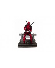 Marvel Movie Premier Collection statuette Deadpool 25 cm