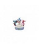 Disney Traditions - Figurine rotative Stitch et Angel avec bonhomme de neige
