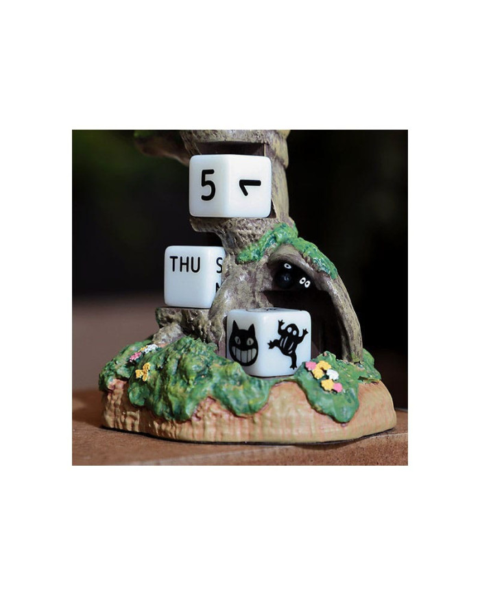 Mon Voisin Totoro Statuette Three  wheeler Diorama / Calendar 11 Cm