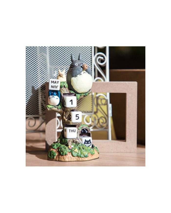 Mon Voisin Totoro Statuette Three  wheeler Diorama / Calendar 11 Cm