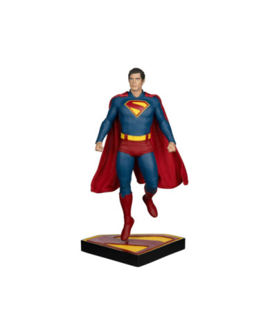 Superman (2025) Dc Direct Statuette 1 / 6 Superman 35 Cm