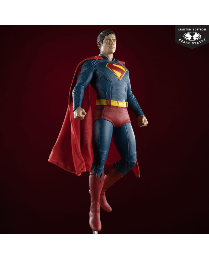 Superman (2025) Dc Direct Statuette 1 / 6 Superman 35 Cm