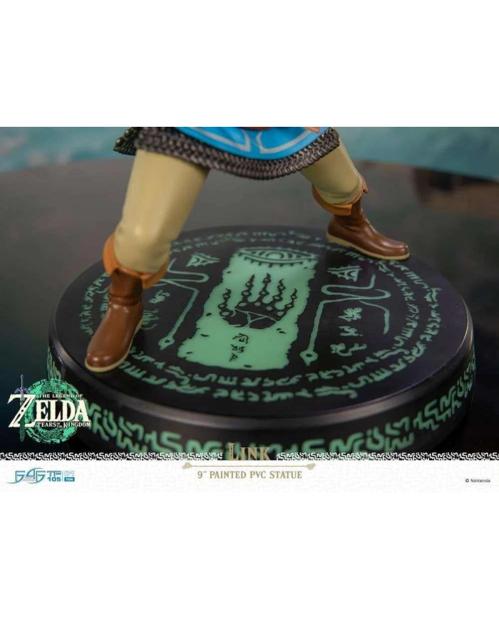 LEGEND OF ZELA TEARS OF THE KINGDOM - Link - Statuette 18cm