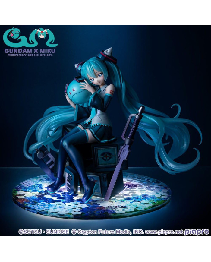 GUNDAM X HATSUNE MIKU - 45ème Anniversaire - Statuette Lucrea 17cm