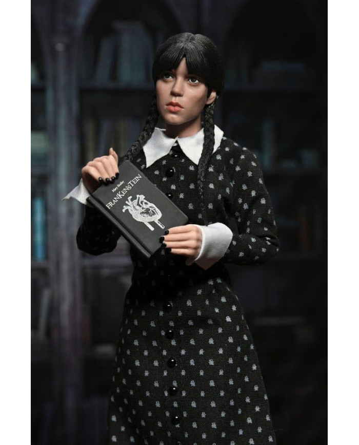 MERCREDI - Mercredi - Figurine 20cm