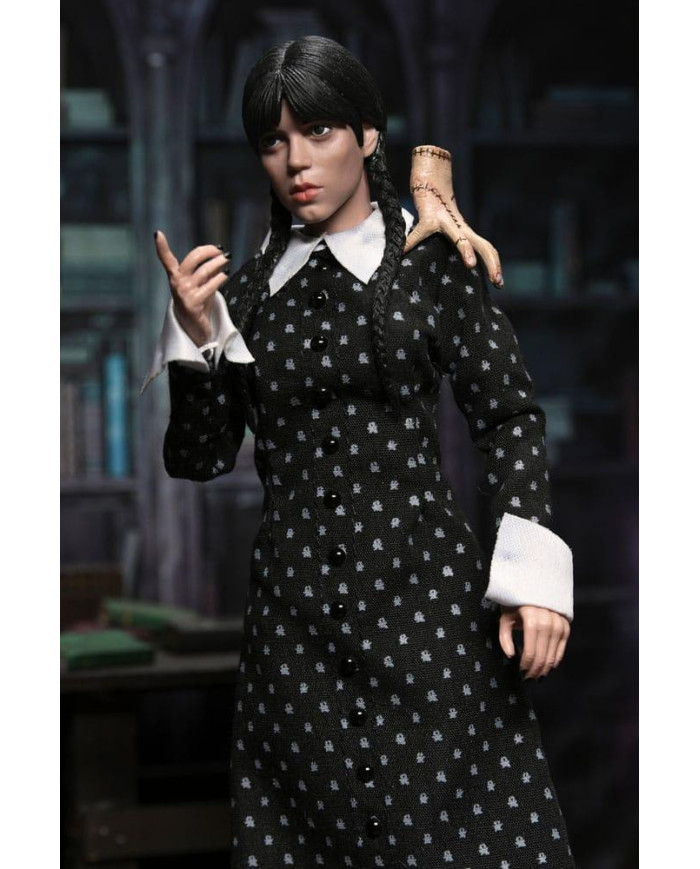 MERCREDI - Mercredi - Figurine 20cm