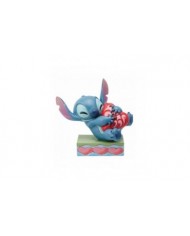 Disney Traditions - Figurine Stitch câlinant un coeur