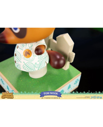 ANIMAL CROSSING NEW HORIZON - Tom Nook - Statuette 22cm