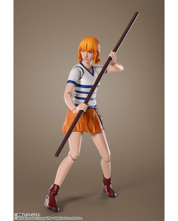 ONE PIECE NETFLIX - Nami - Figurine S.H. Figuarts 15cm