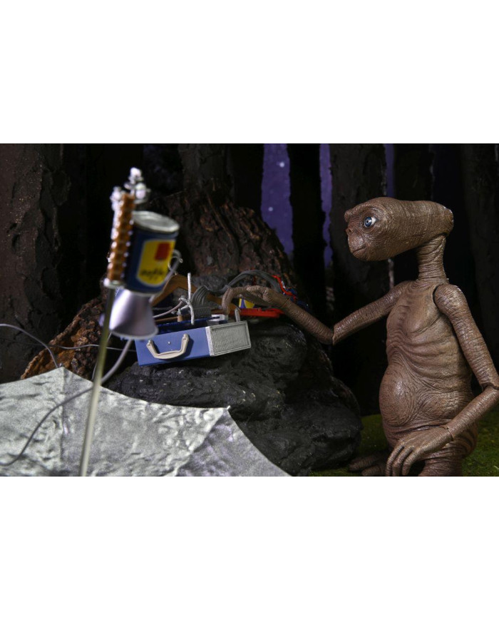 E.T. - Ultimate Deluxe E.T. - Figurine 40ème anniversaire 18cm