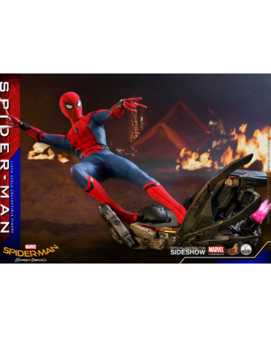 HOMECOMING - Spider-Man - Figurine Exlusive 28cm