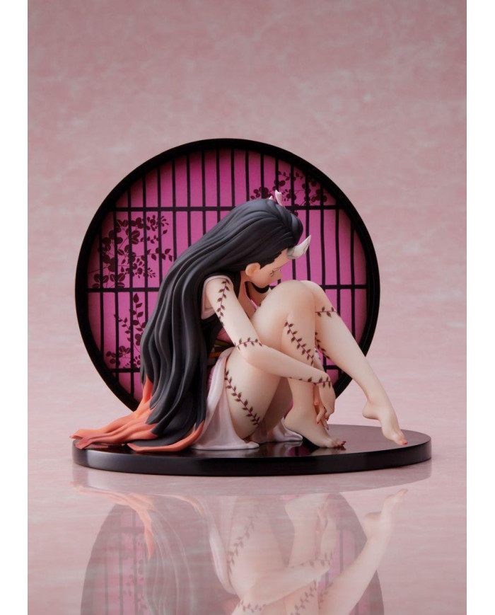 DEMON SLAYER - Nezuko " Demon Form Advancing " - Statuette 12cm