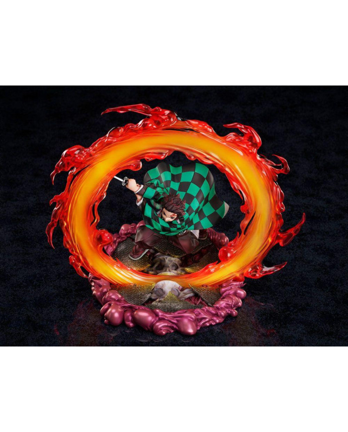 DEMON SLAYER - Tanjiro Kamado 1/8 - Statuette 28cm