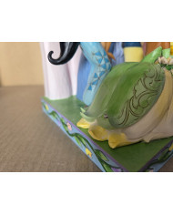 Disney Traditions - Figurine Princesses Disney devant le château [Défaut]