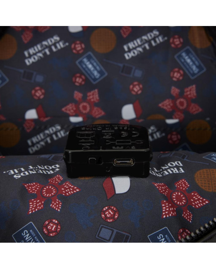 Sac à dos Loungefly - Stranger Things Light-Up Mini