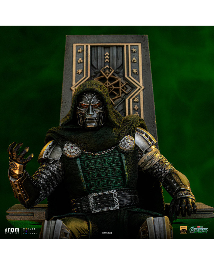 Statuette Iron Studios - Doctor Doom on Throne - Avengers: Doomsday - Deluxe Art Scale 1/10