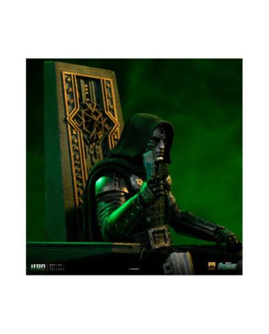 Statuette Iron Studios - Doctor Doom on Throne - Avengers: Doomsday - Deluxe Art Scale 1/10