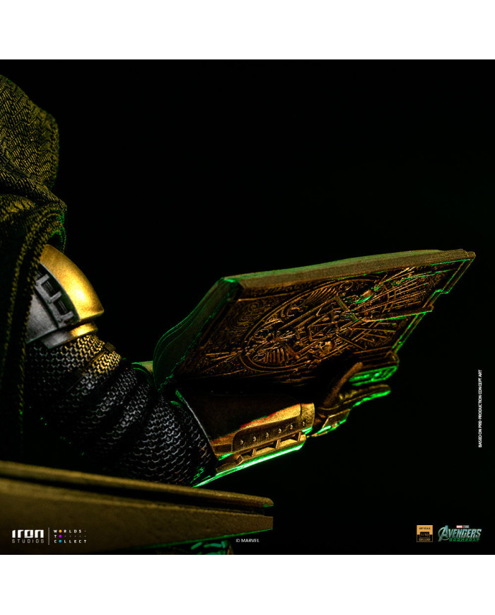 Statuette Iron Studios - Doctor Doom on Throne - Avengers: Doomsday - Deluxe Art Scale 1/10