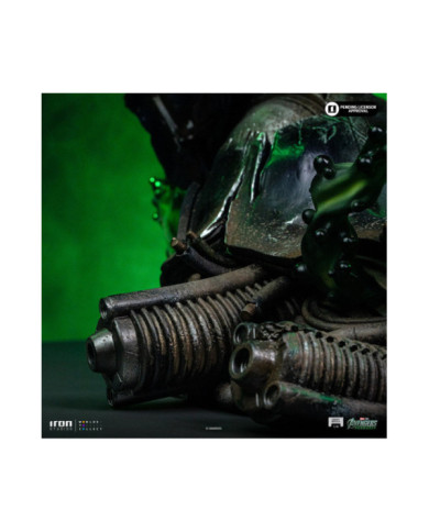 Statuette Iron Studios - Doctor Doom - Avengers: Doomsday - Legacy Replica 1/4