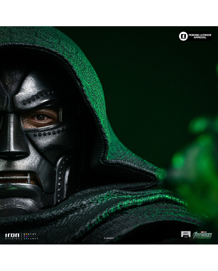 Statuette Iron Studios - Doctor Doom - Avengers: Doomsday - Legacy Replica 1/4