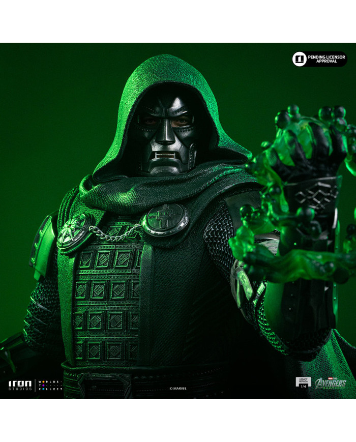 Statuette Iron Studios - Doctor Doom - Avengers: Doomsday - Legacy Replica 1/4