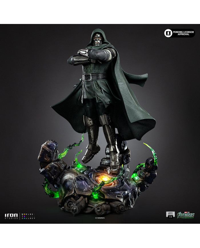 Statuette Iron Studios - Doctor Doom - Avengers: Doomsday - Legacy Replica 1/4