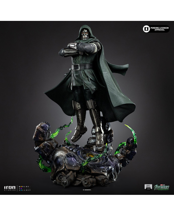 Statuette Iron Studios - Doctor Doom - Avengers: Doomsday - Legacy Replica 1/4