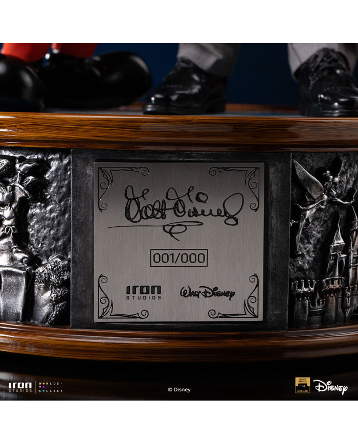 Statuette Iron Studios - Walt Disney & Mickey Mouse - Disney Classics - Legacy Replica 1/4