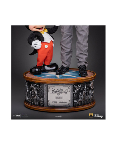 Statuette Iron Studios - Walt Disney & Mickey Mouse - Disney Classics - Legacy Replica 1/4
